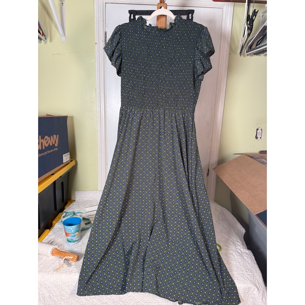 SHEIN Olive Green Floral Smocked Maxi Dress Short Flutter Sleeve Size L 8/10
